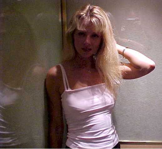 gal/Elles posent encore/request_012.jpg